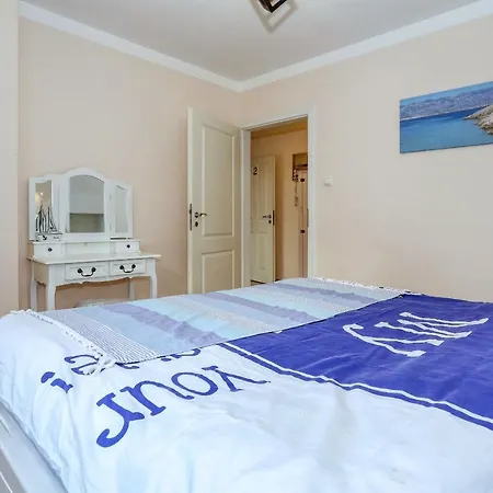 2 Mit Balkon Hochmodern Und In Strandnähe Apartment