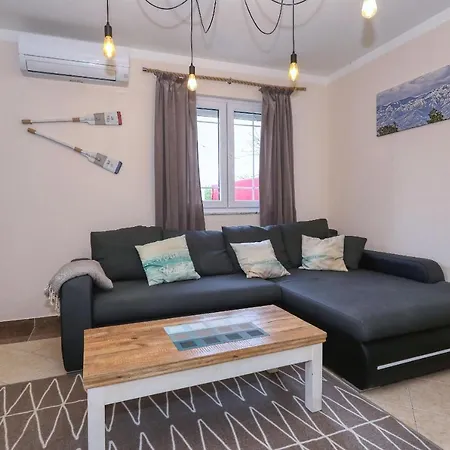 Apartment 2 Mit Balkon Hochmodern Und In Strandnähe Zaton (Zadar)
