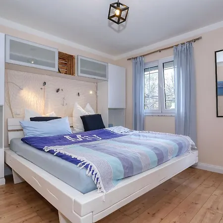 2 Mit Balkon Hochmodern Und In Strandnähe Apartment