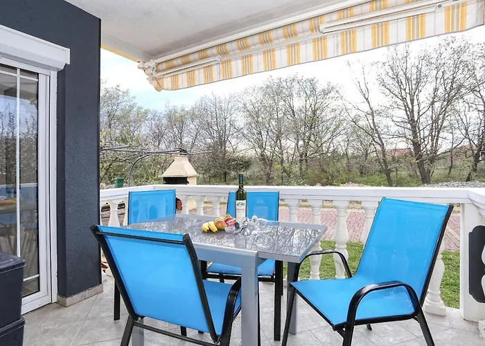 2 Mit Balkon Hochmodern Und In Strandnaehe