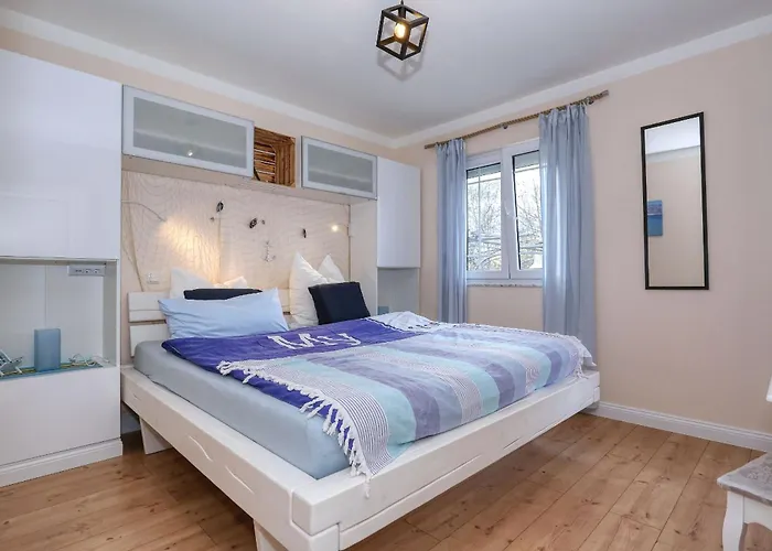 2 Mit Balkon Hochmodern Und In Strandnaehe Appartement