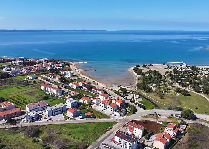 2 Mit Balkon Hochmodern Und In Strandnaehe