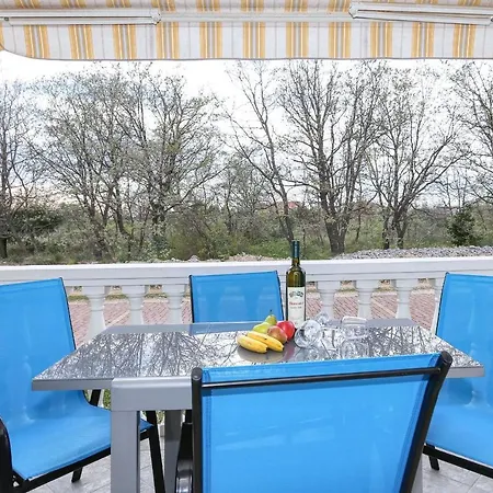 2 Zaton Mit Balkon Hochmodern Und In Strandnaehe Apartment