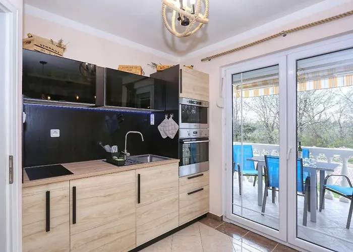 2 Mit Balkon Hochmodern Und In Strandnaehe Apartman Zaton (Zadar)